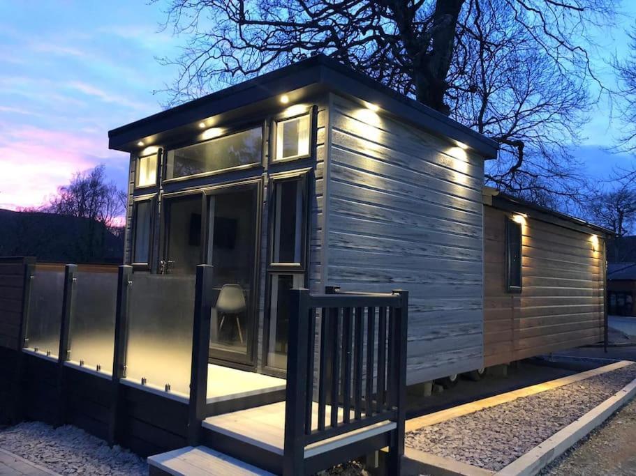 Vila V28 - The Lookout With Hot Tub Bangor  Exteriér fotografie